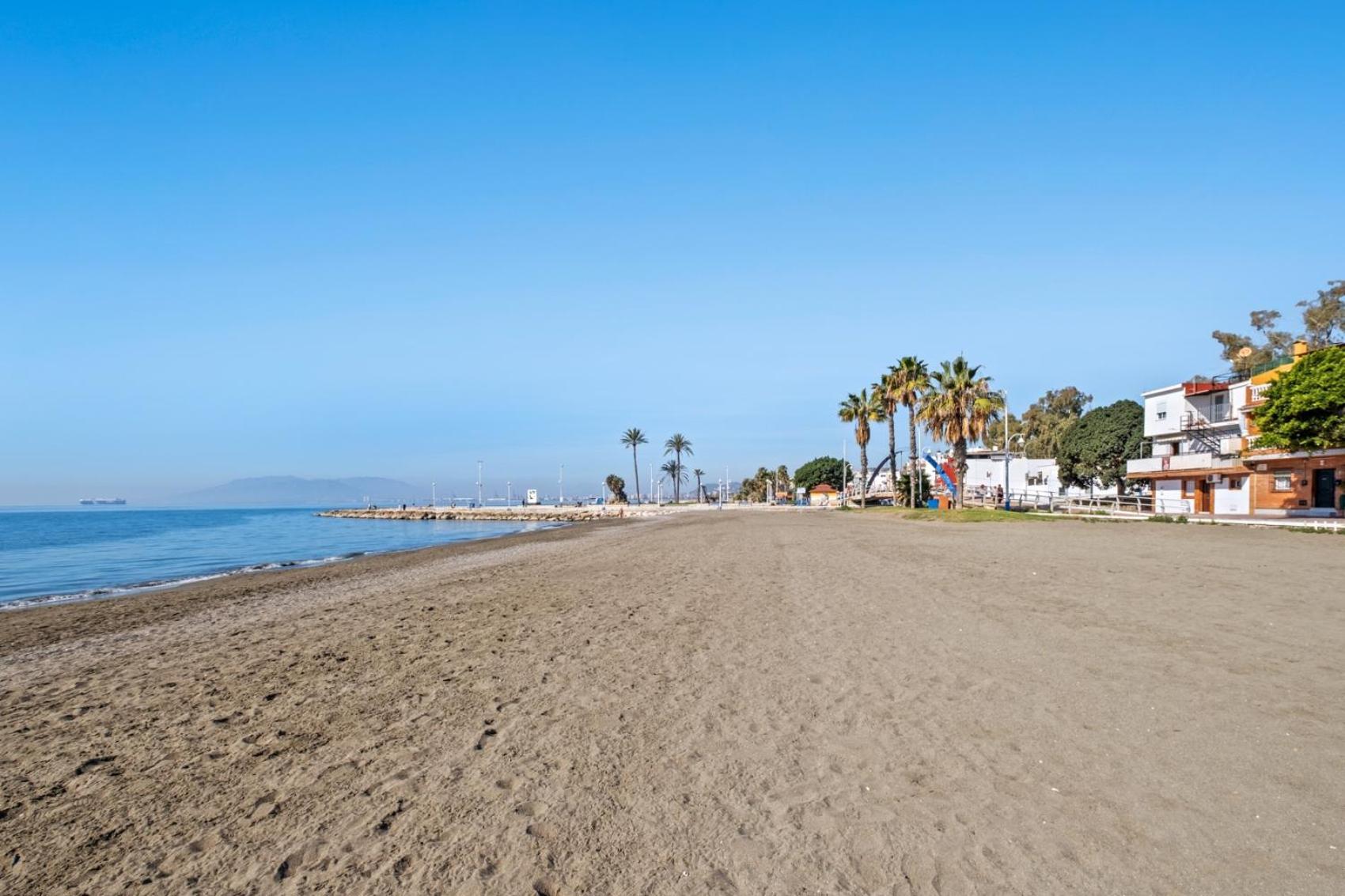 מאלגה Apartamento Frente A La Playa מראה חיצוני תמונה